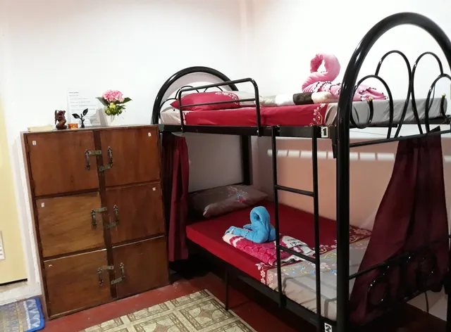 Edam's Coron Dormitel