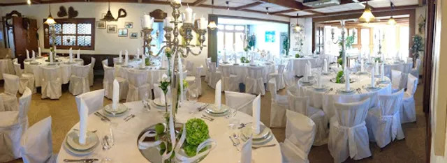 Landgasthof " Zum Kreuz "