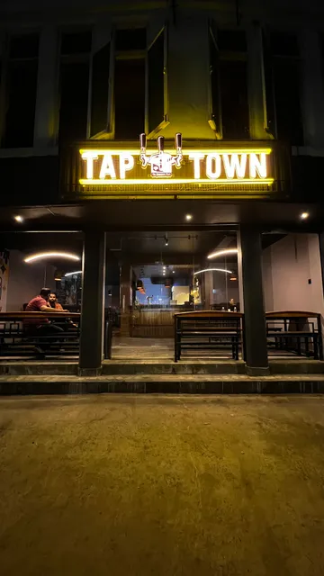 TAP TOWN