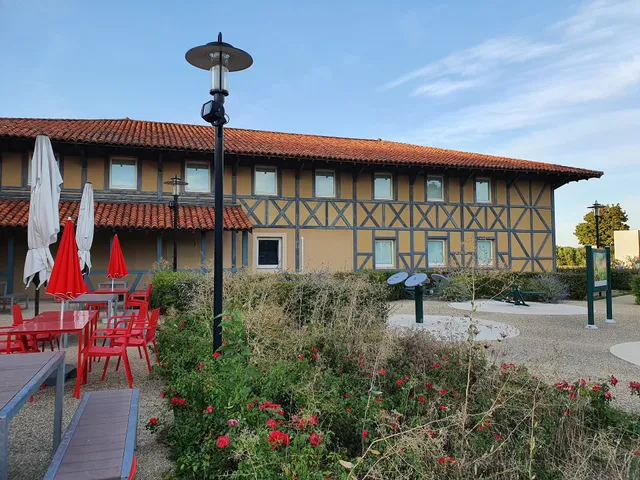 ibis budget Dommartin-lès-Cuiseaux