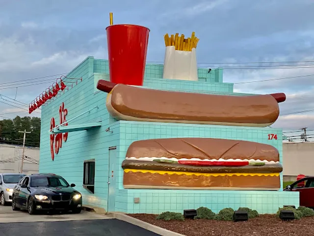 Pal's Sudden Service