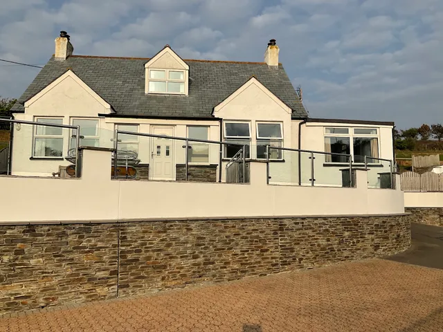 Carnawn & Pop"s Place