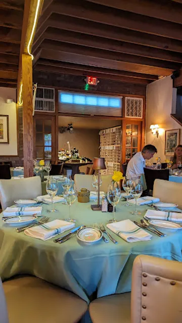 Saint-Emilion Restaurant