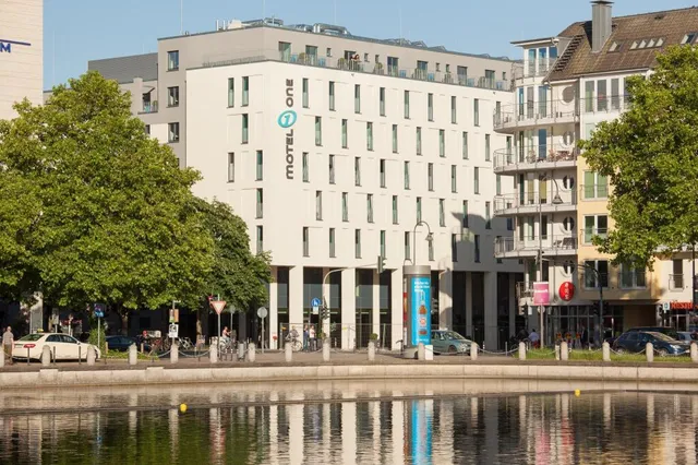 Hotel Motel One Köln-Mediapark