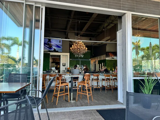 Georgies UTC Restaurant & Bar