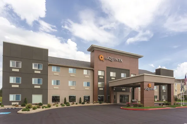 La Quinta Inn & Suites by Wyndham Elkhart