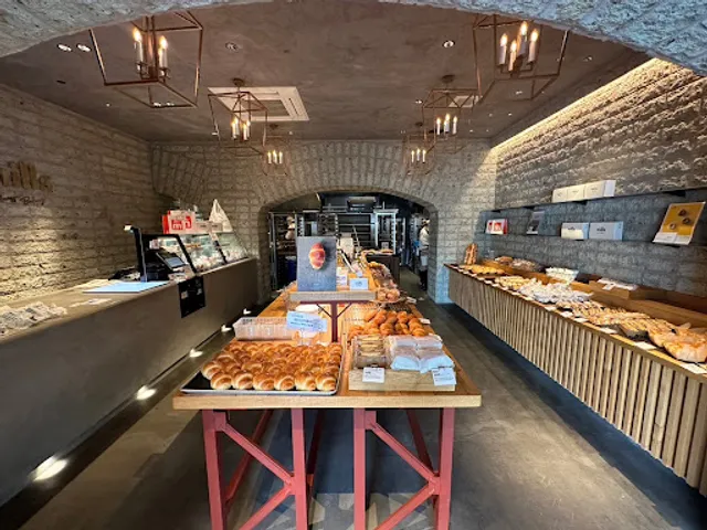 MITCHELLE by truffle BAKERY