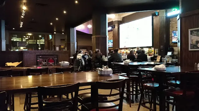 Crabby Joe's Bar • Grill