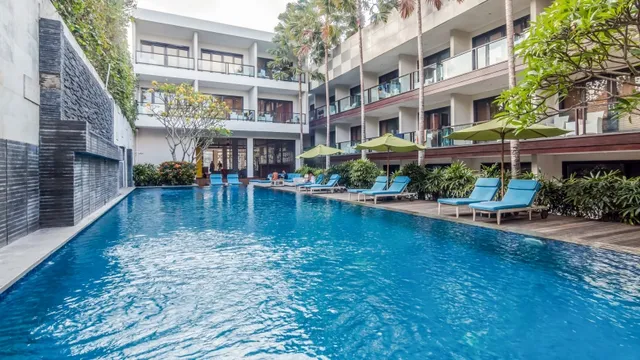 ZEN Rooms Kuta Beach Poppies Lane