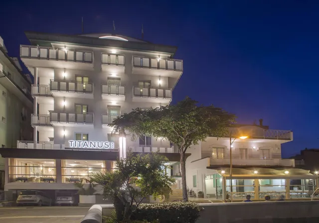 Hotel Titanus