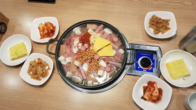 송탄이정부대찌개