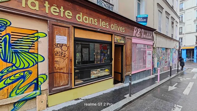 La Tete Dans les Olives