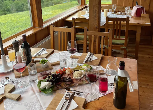 Zum Kuruzzen Buschenschank - Thermenregion