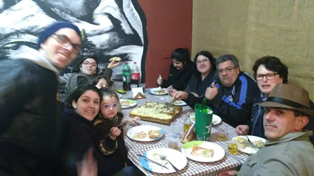 ISKINAS BAR E PIZZARIA