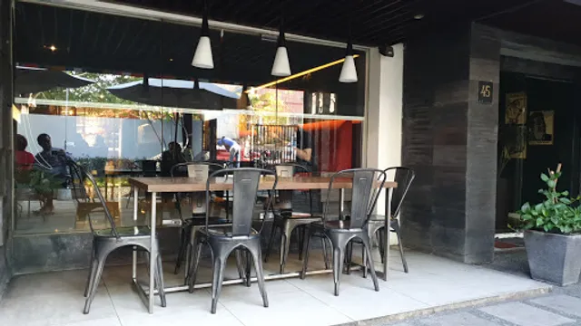 Pelangi Cheese Chiffon Cake, Ice Cream and Coffee