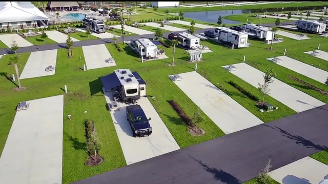 Oak Tree Village Apartments & Campground