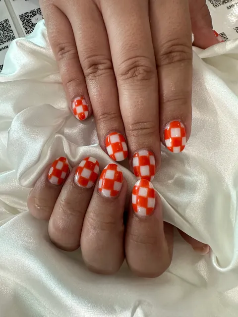 Queen Spa at S Lamar