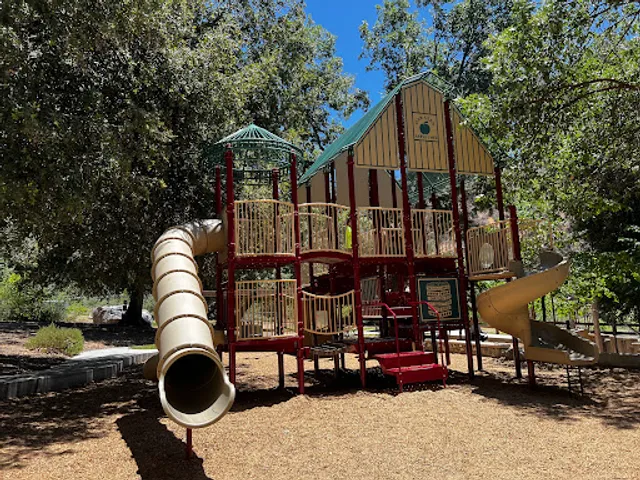 Oak Glen School Park