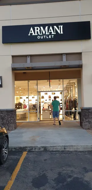 Armani Outlet