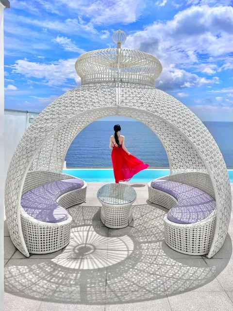 March Blue Pool Villa