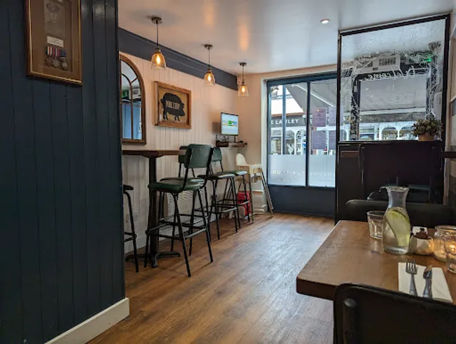 Eats @ Robinsons Tettenhall