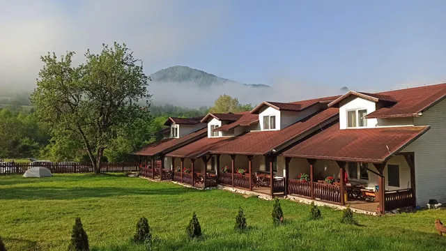 Intre Cascade - pensiune