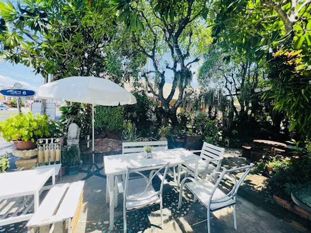 Miss B Restaurant Phuket Airport & Bar