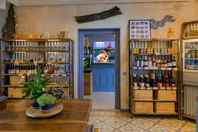 Les Pêcheries Ligériennes / La Cabane à Matelot : restaurant - boutique - balades en bateau - cours de cuisine - traiteur