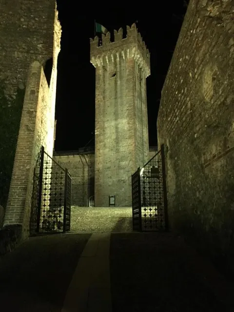 Relax Emozioni &Rooms