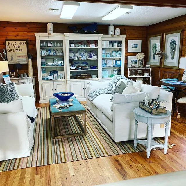 Island Furniture Studio