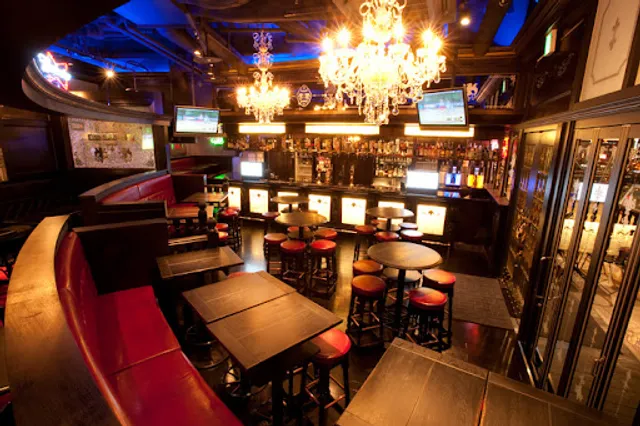 BRITHISH CAFÉ＆PUBOXO ASUNARUKANAYAMA