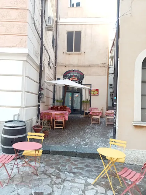 Trattoria Assettati E Mangia