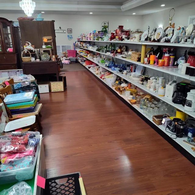 Phelps Connections for Seniors / Helping Hands Thrift Store