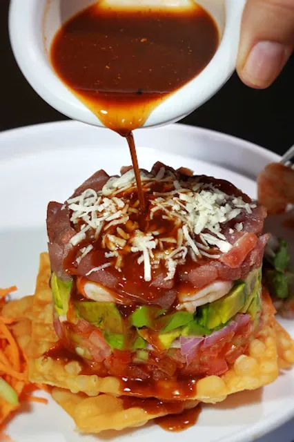 Acropolis Sushi & Wings Suc. CU