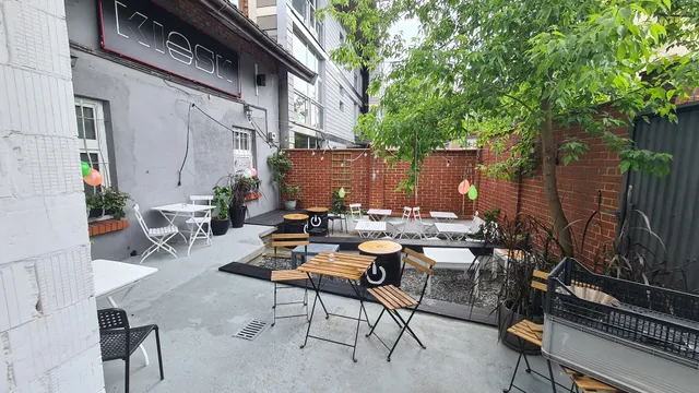 Kiosk Streat Slow Food