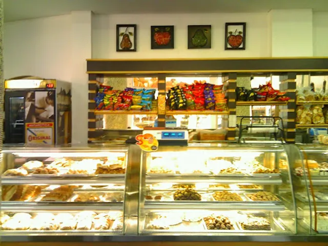 Padaria e Confeitaria Serrana