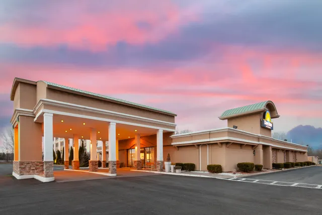 Days Inn by Wyndham Plattsburgh