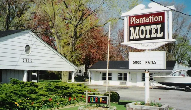 Plantation Motel