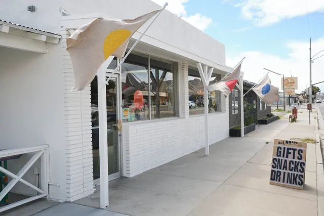 All Roads Desert Market