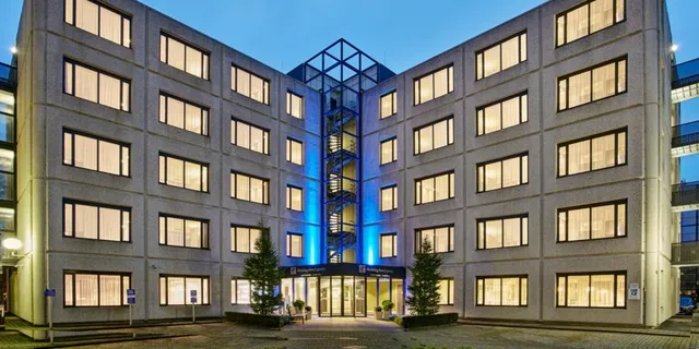 Holiday Inn Express Amsterdam - Schiphol by IHG