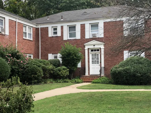 River Terrace Gardens Apartments