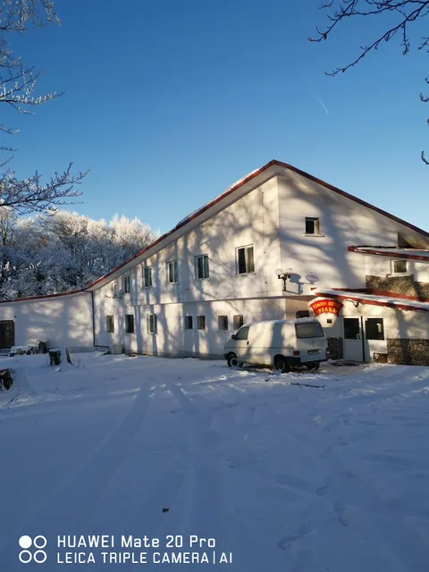 Семеен хотел "Узана"