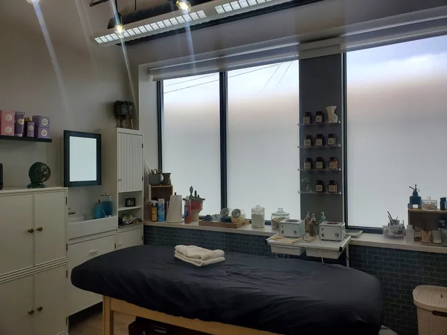 Jack And Jills Waxing