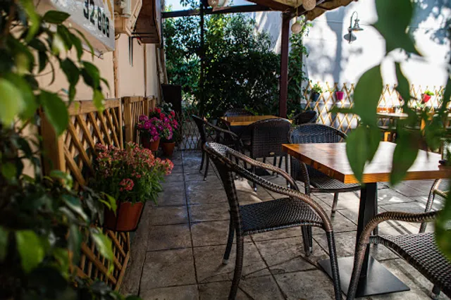 OASIS PIZZA PASTA AND WINE