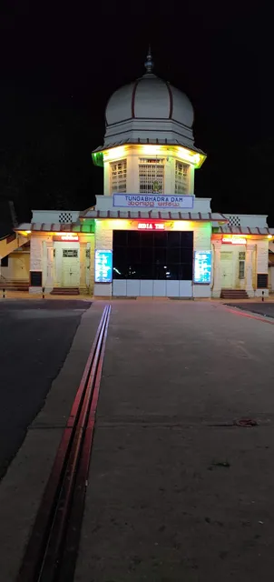 Lake View Guest House