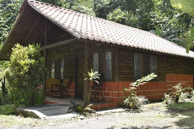 Arenal Oasis Eco Lodge & Wildlife Refuge