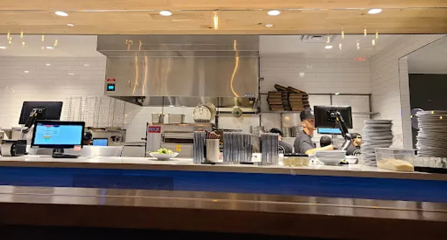 Crust Pizza Co. - League City