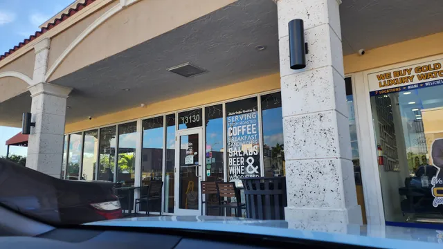 Shoppes at Arch Creek