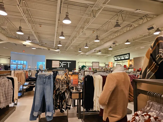 LOFT Outlet
