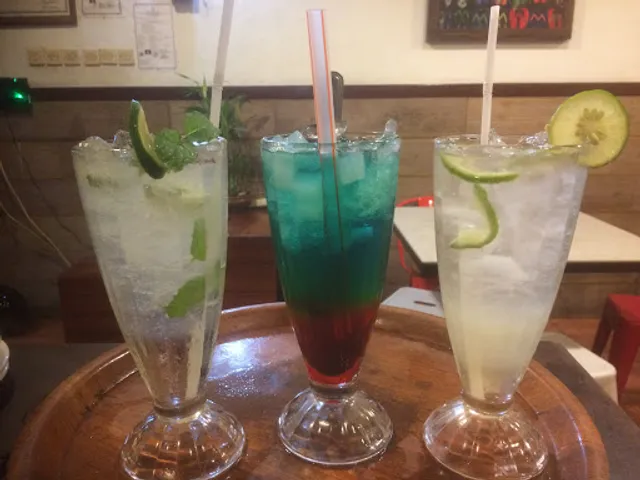 Warung Kopi Phoenam - Mall Jayapura